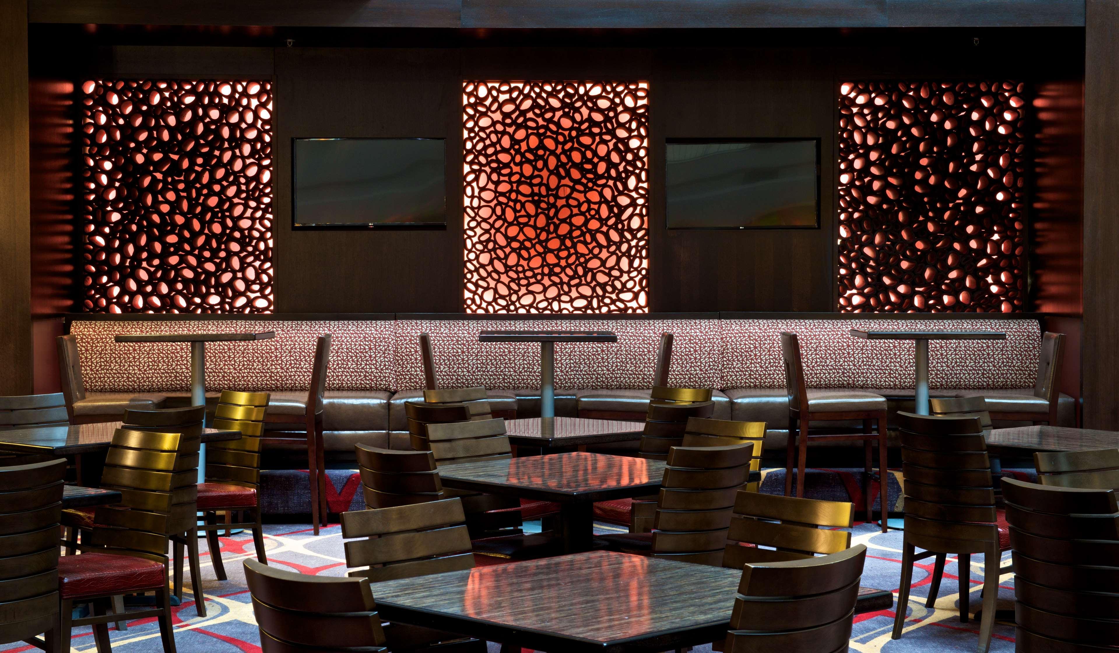 Embassy Suites By Hilton Dulles Airport Хърндън Екстериор снимка