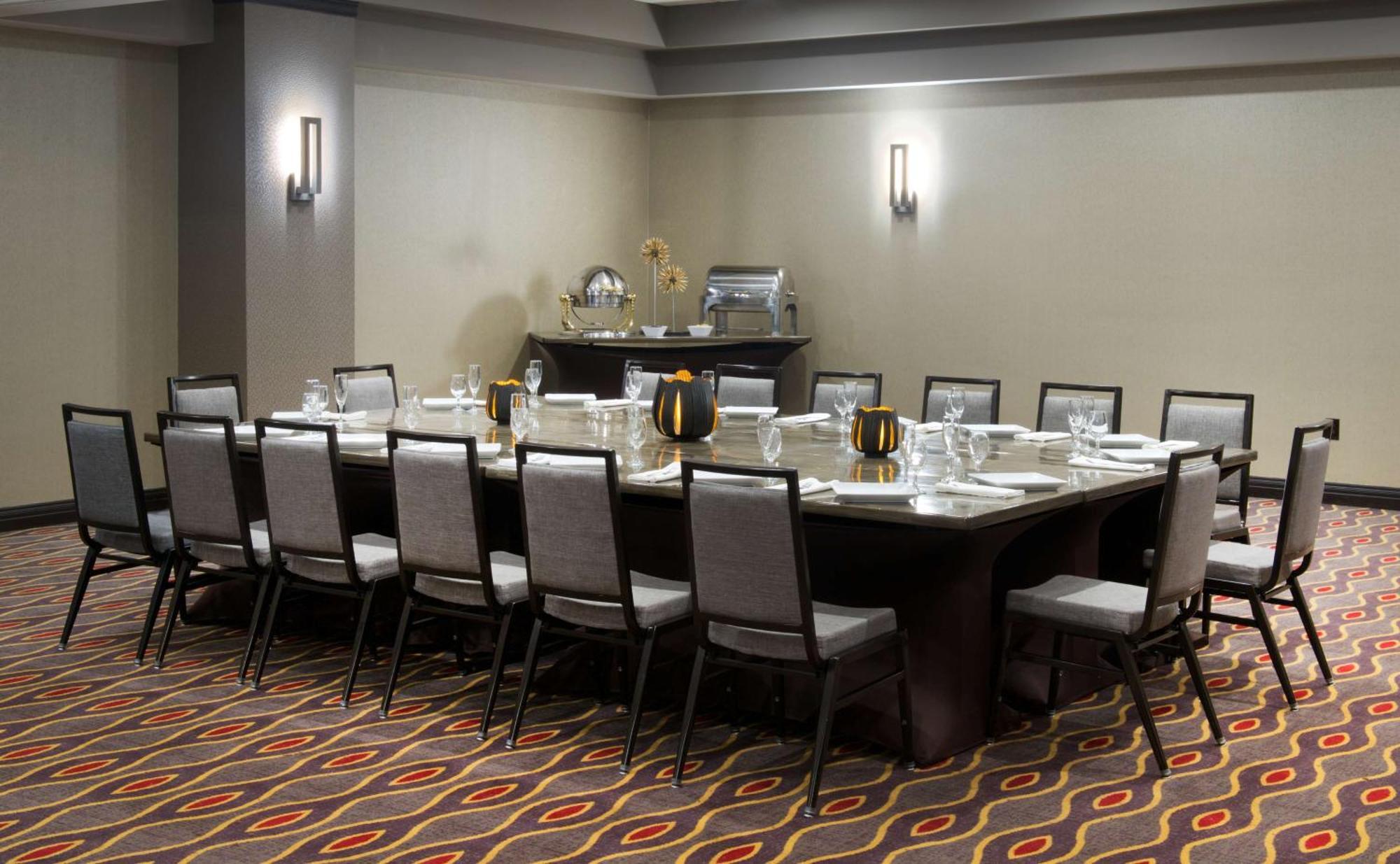 Embassy Suites By Hilton Dulles Airport Хърндън Екстериор снимка
